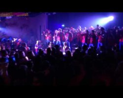 Läts Latzhoos Gugga - Holiday Läts Latzhoos Gugga - Holiday