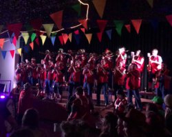 Lätz Latzhoos Gugga - Somewhere over the rainbow Lätz Latzhoos Gugga - Somewhere over the rainbow